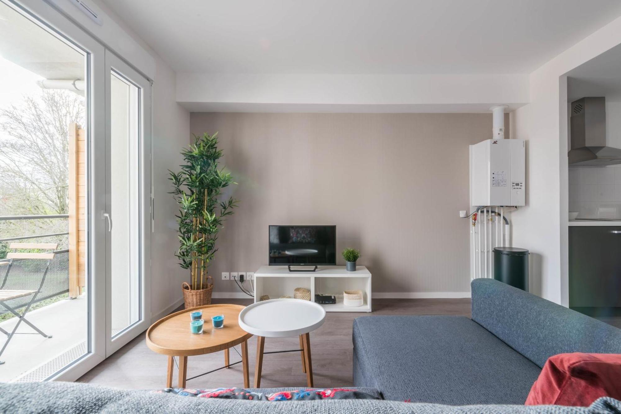 Theo - T2 Proche Gare Apartment Le Mans Exterior foto