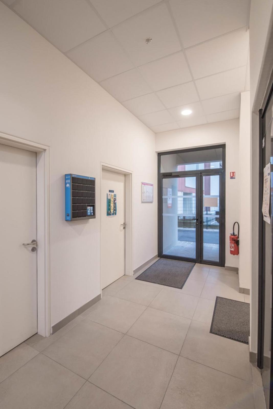 Theo - T2 Proche Gare Apartment Le Mans Exterior foto